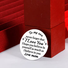 Load image into Gallery viewer, Inspirational Gifts for Son from Mom Pocket Hug Token 2023 Graduation Gifts for Son Him Teens Boy Stepson Class of 2023 Sweet 16 18 Birthday Present for Son from Stepmom Keepsakes I Love You Son Gift