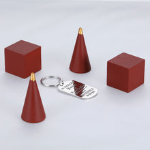 Load image into Gallery viewer, Boss Appreciation Gift Birthday Keychain for Supervisor Leader Thank You Gifts Mentor Retirement Gift Leaving Gift from Coworker Colleague Farewell a Truly Great Boss Is Hard To Find Christmas Key Rin