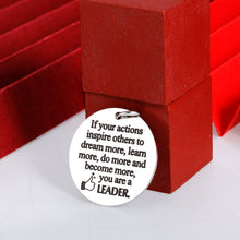 Load image into Gallery viewer, Boss Gifts Keychain for Men Women Leaders Boss Lady Christmas Birthday Boss Day Retirement Leaving Thank You Gifts for Coworkers Mentor Pm from Employee Valentine Present