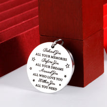 Load image into Gallery viewer, 2022 Graduation Gifts Keychain for Him Her Class of 2022 Inspirational Gift for Women Men Boys Teen Girl High School College Son Daughter from Mom Dad Best Friend Senior 2022 Grads Birthday Christmas
