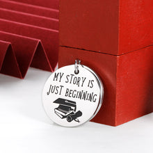 Load image into Gallery viewer, 2021 Graduation Gifts for Her Him Senior Student Class of 2021 Keychain for Women Men Friend from Mom Dad for College Junior-Senior High School Students Nurse Lawyer for Grads Back to School Present
