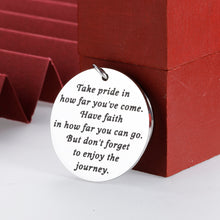 Load image into Gallery viewer, Class of 2021 Keychain Graduation Gifts for Senior College Master High School Graduate Women Men Him Her Nurse Medical Student Grads Teacher Inspirational Gift Key Chain for Boys Girls Daughter Son