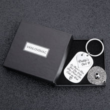 Load image into Gallery viewer, Best Gift for Dad Keychain Pendant - Daddy I Will Always Be Your Little Girl Stainless Steel Key Ring Charm Pendant, Best Father‘s Day Gift from Daughter (Gift Package)