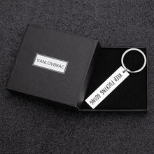 Load image into Gallery viewer, Inspirational Christmas Gifts Keep Going for Her Him Graduation Keychain Women Men BFF Family Friendship Boys Girls Teenage Students Engraved Birthday Key Ring