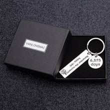 Load image into Gallery viewer, 18 Birthday Gift keychain for Teen Teenage Girls Boys Graduation Anniversary