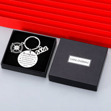 Load image into Gallery viewer, VANLOVEMAC 2023 Graduation Gifts Keychain for Her Him Boys Girls Inspirational Gift for Class of 2023 College High School Student Senior Grads Nurse Son Daughter Gifts Ph.D. Master Keepsake
