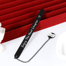 Load image into Gallery viewer, Graduation Gift Bookmarks for Women Inspirational Gift for Book Lovers Class of 2022 Boys Girls Teacher Coworker Retirement Leaving Going Away Men Student Christmas Birthday Gift with Chain

