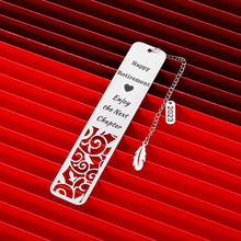 Load image into Gallery viewer, 2023 Retirement Gifts Bookmarks for Women Men Coworker Goodbye Farewell Gift for Boss Lady Teacher Happy Retirement
