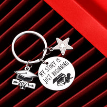 Load image into Gallery viewer, 2021 Graduation Gifts for Her Him Senior Student Class of 2021 Keychain for Women Men Friend from Mom Dad for College Junior-Senior High School Students Nurse Lawyer for Grads Back to School Present

