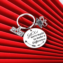 Load image into Gallery viewer, Class of 2021 Graduation Gifts Inspirational Keychain for Grad Senior High School College Daughter Son Best Friend Student Women Men Her Him for Boys Girls Jewelry from Mom Dad Grandma Grandpa
