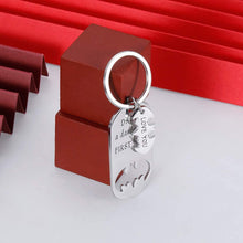 Load image into Gallery viewer, VANLOVEMAC Fathers Day Gift Keychain from Daughter Wife Daddy Birthday Gifts for Stepfather Father in Law Papa Stepdaughter a Daughter’s First Hero Christmas Wedding Anniversary
